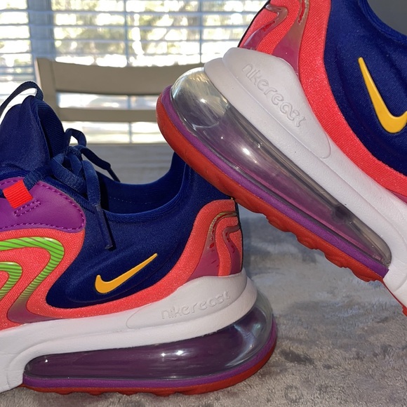 ✅Nike AirMax 270 React✅ - Picture 4 of 12